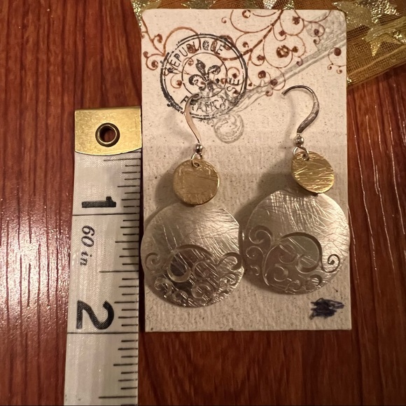 NWT Silver-and-gold-toned dangle earrings - Picture 4 of 8